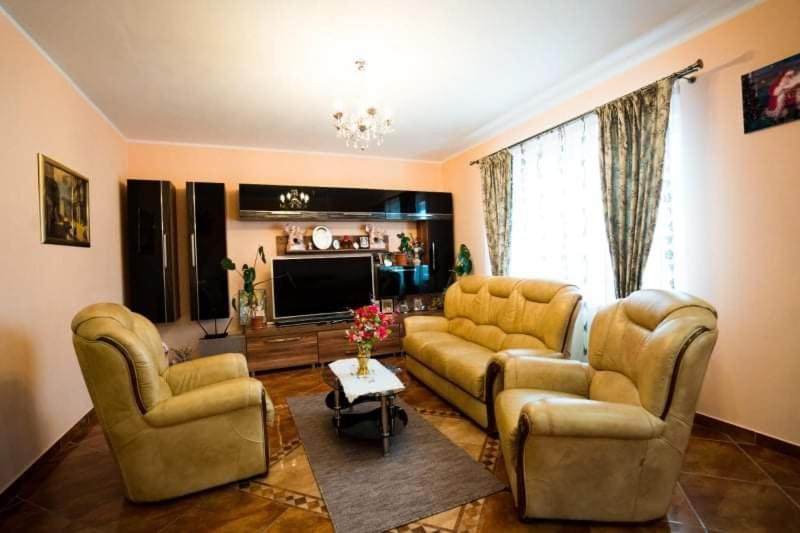 Вілла Casa Giorgiana Statjunea Borsa Екстер'єр фото
